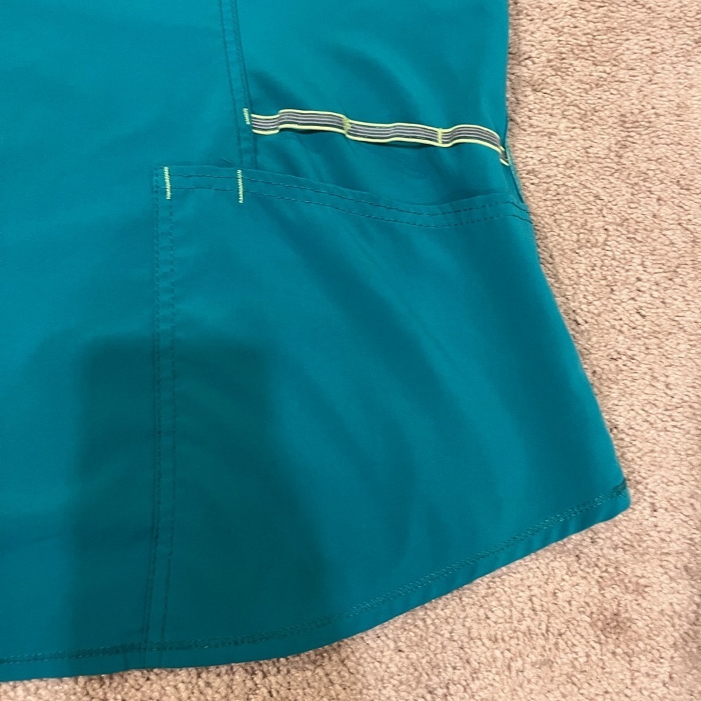 Scrubstar V-neck Scrub Top - Picture 3 of 10